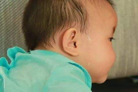 宝宝老是感冒喝什么好,宝宝感冒大人受罪