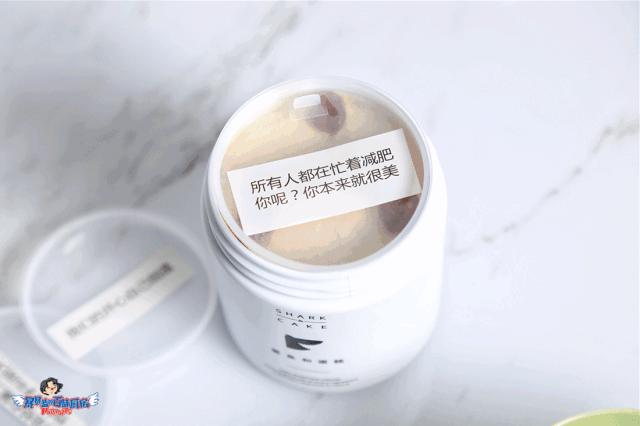 这家外送店只卖一种盒子蛋糕，但每天都忙到飞起！