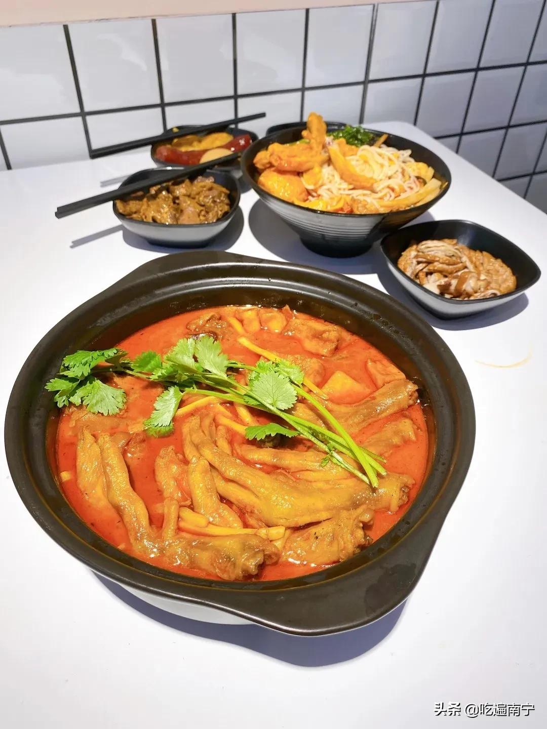 想它！三年前，让我欲罢不能的螺蛳粉，又开回来了