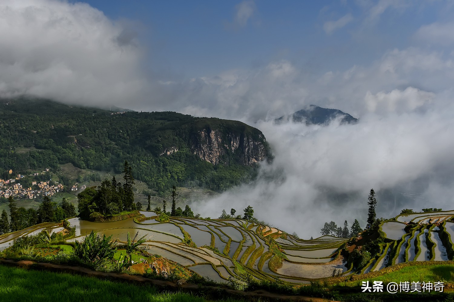 红河哈尼族彝族自治州阿者科村,云南元阳哈尼梯田阿者科村