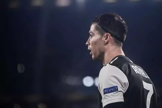 发带足球明星头巾,戴发带最帅球星