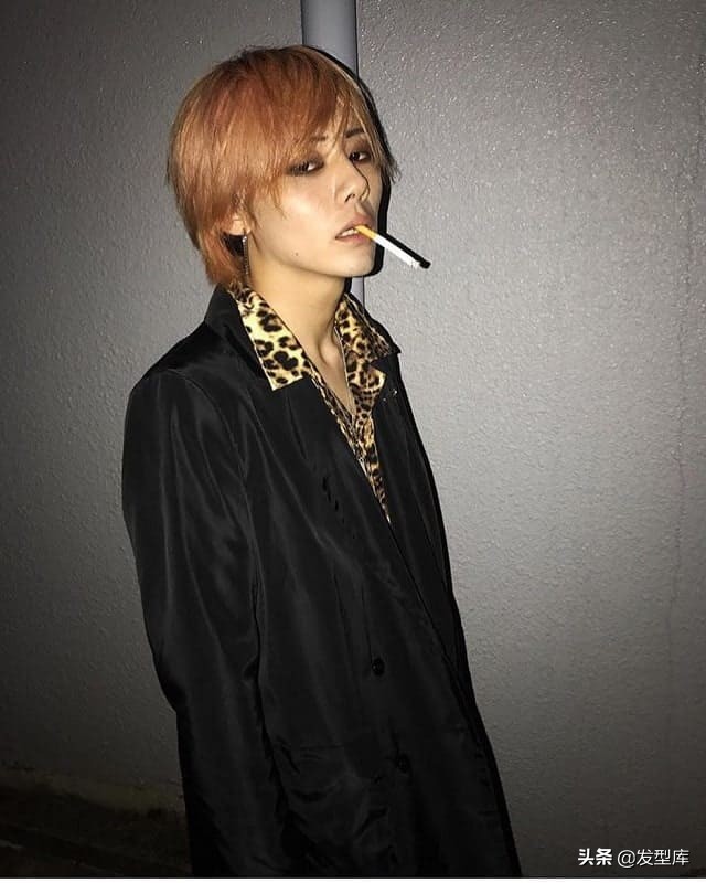 韩国男生的发型有哪些常见的款式,最流行的日式发型和韩式发型男士