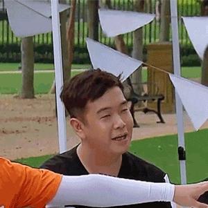 今天扒叔要说一位男星的瓜哦