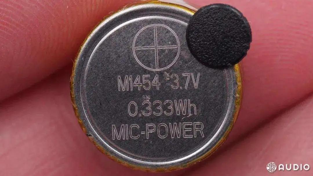 品牌争相采用,钢壳扣式电池成TWS耳机标配