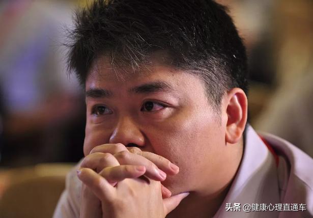 一夜白头可能吗？可能是缺少维生素，教你如何白发变黑发