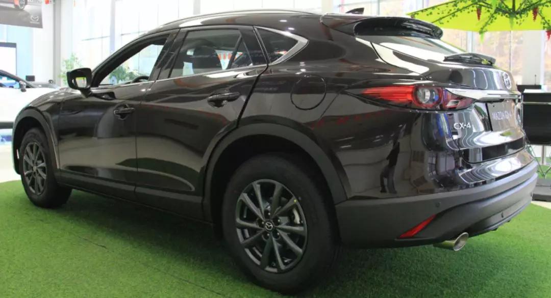 高颜值的白色马自达cx-4你喜欢吗,马自达cx-4改装前脸