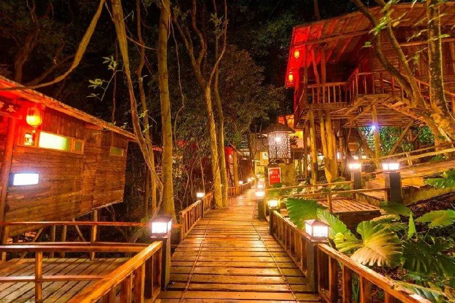 九州驿站英德天门沟树屋住宿价格,清远天门沟九州驿站