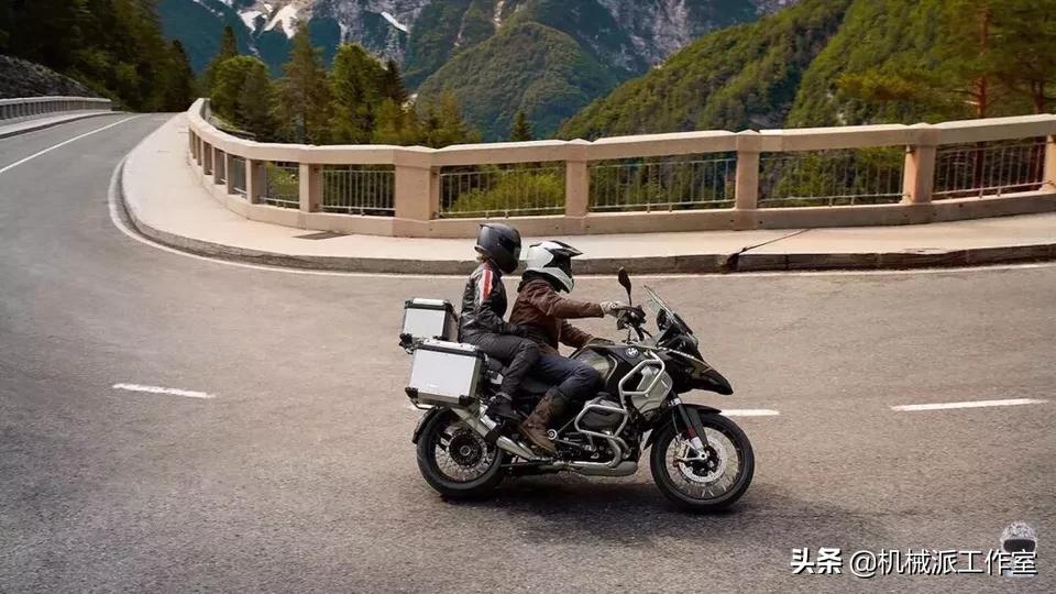 bmwr1250gs,r1250gs水鸟拉力版有手把加热吗