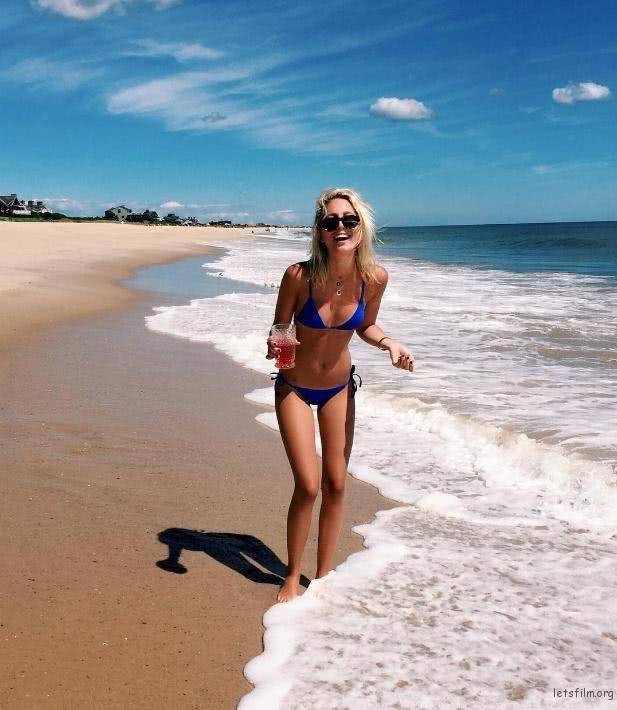 她不仅是众人艳羡的王室公主，更是称霸秀场的ItGirl