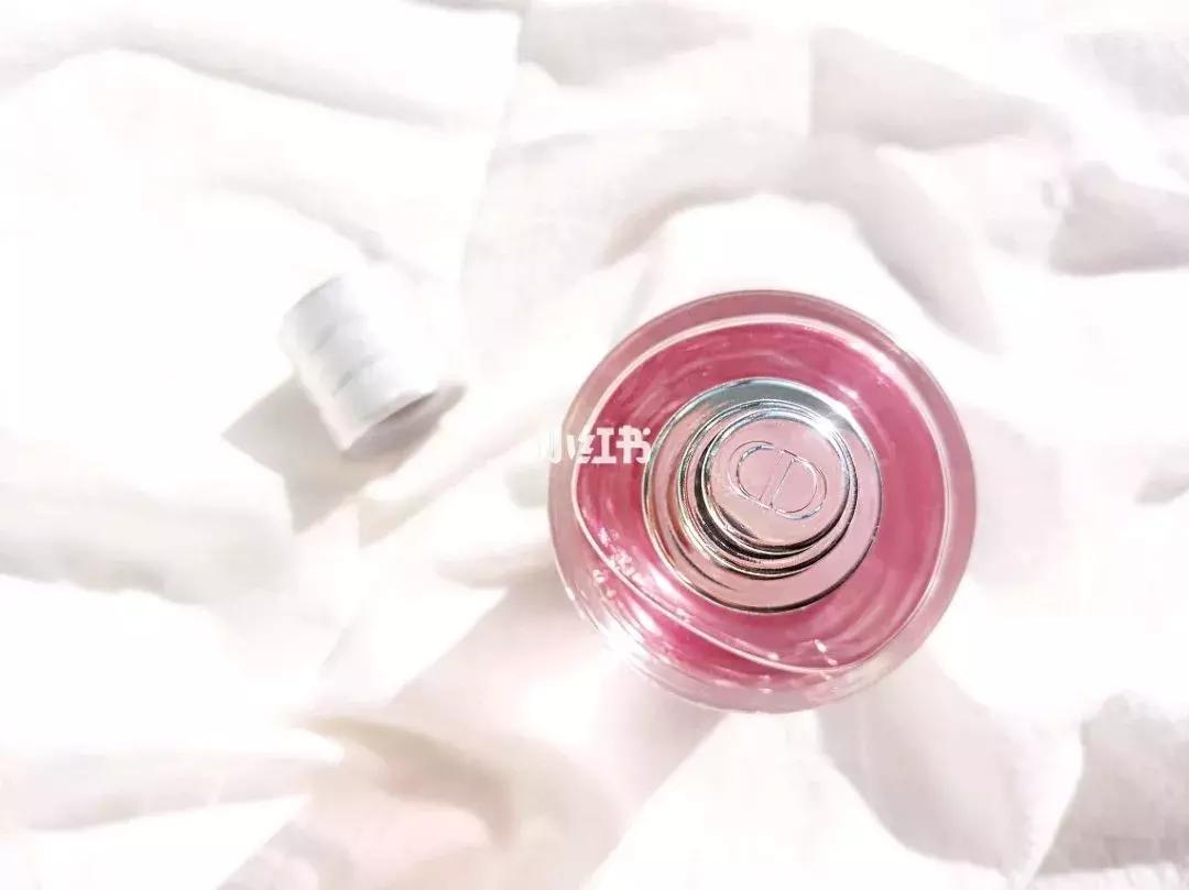 四十岁女士香水哪款最好闻斩男香,斩男香公认最好闻的香水