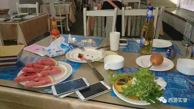 自驾环游世界第一人,一次连续跨越五大洲20万公里吉尼斯世界纪录