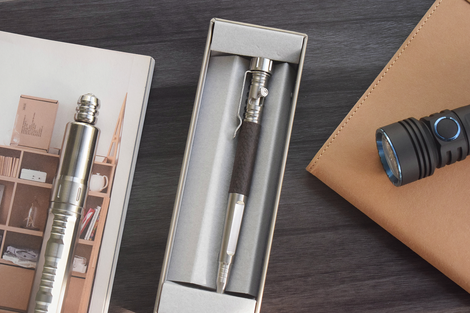 弘安保罗战术笔破窗效果,尊奢体验