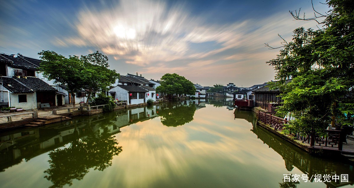 国内最值得去的11个古镇,中国的哪些著名的古镇好玩