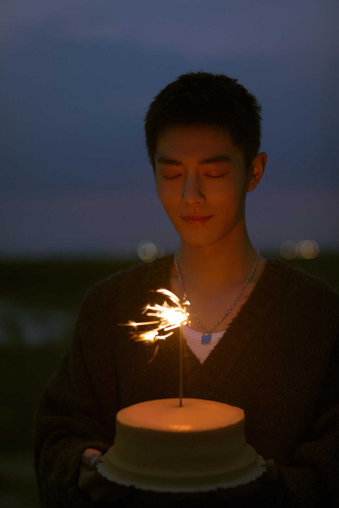 肖战说自己想要的要靠自己争取,肖战第一次过好自己的生活