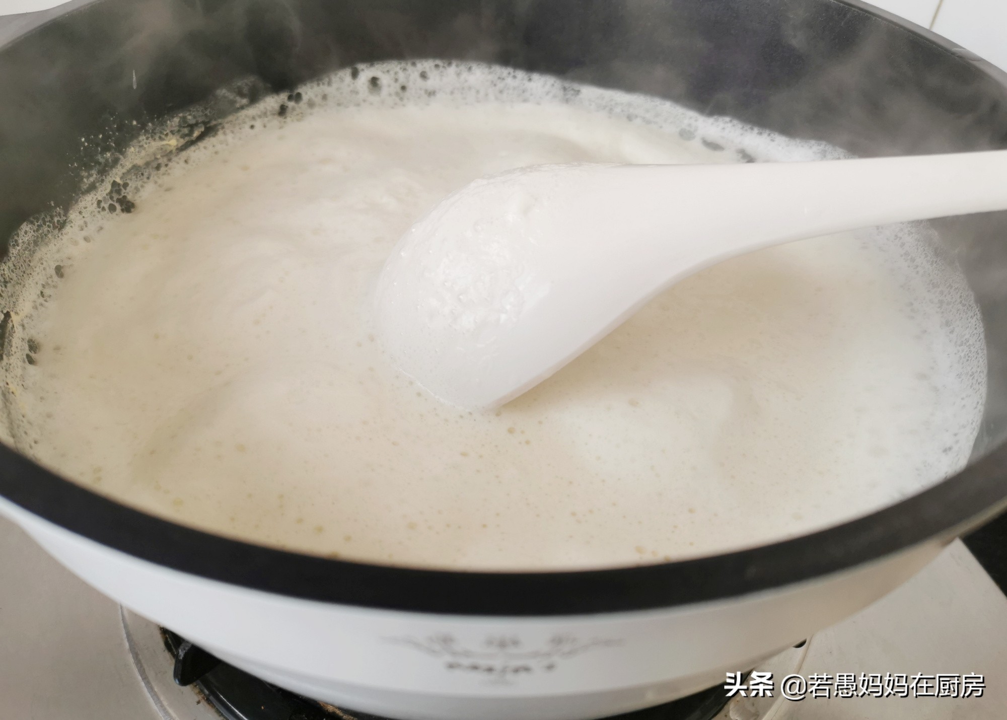 在家用1斤黄豆和白醋做豆腐,1碗黄豆2勺白醋教你在家自制豆腐