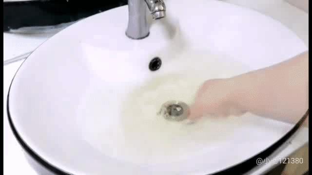 厕所堵住请师傅多少钱,厕所下水道堵了叫人疏通多少钱