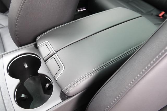 开着感觉和轿车一样的suv,2020款weyvv7驾驶感受