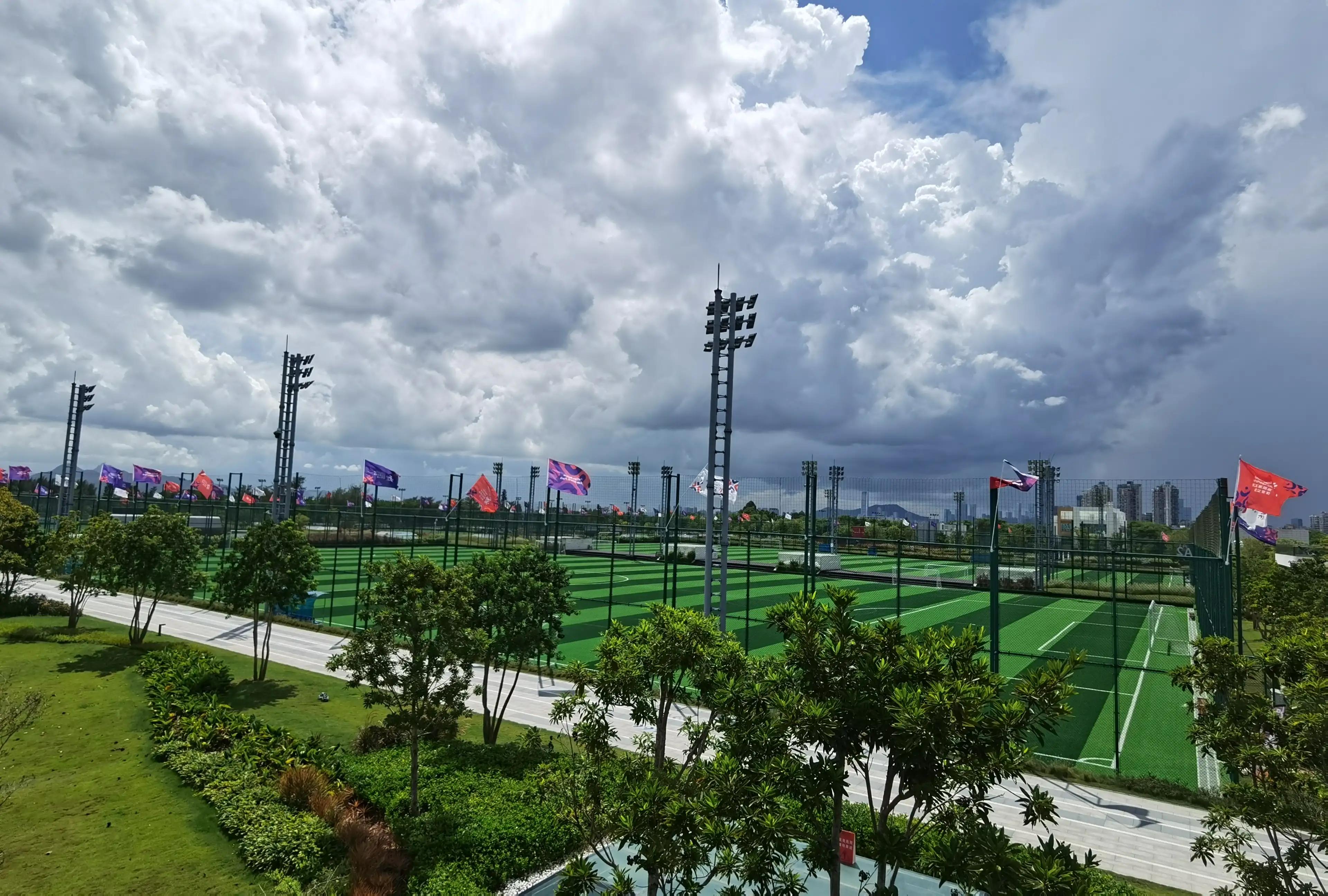 海滨生态公园足球场,深圳足球生态体育公园