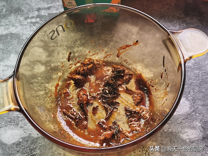 在家做焦糖奶茶简单方法,焦糖奶茶超简单在家里就可以做