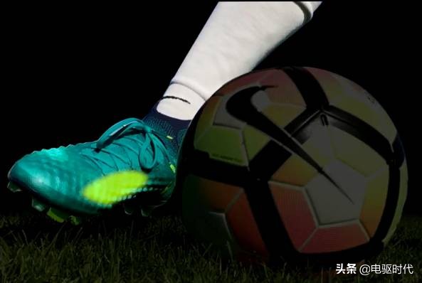 踢球只要学会这10招,傻子都能学会的踢球技巧