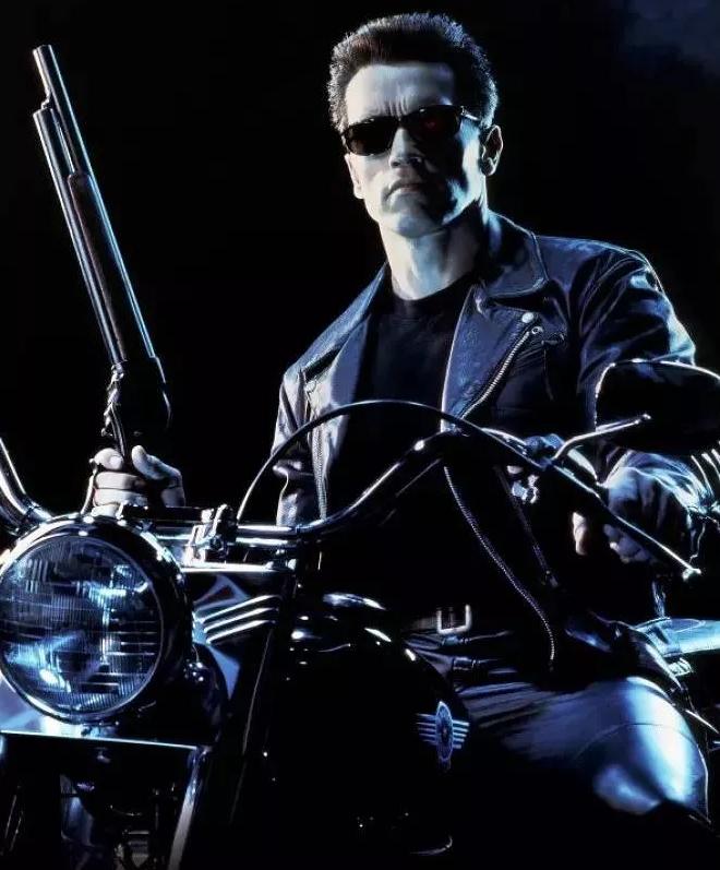 世界公认第一猛男,120斤男生卧推世界纪录