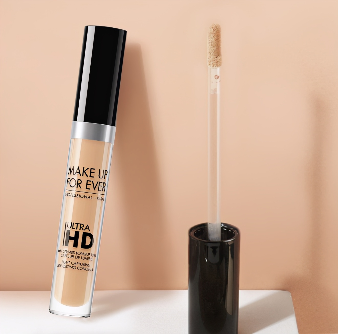 遮瑕笔遮盖斑点痘印泪沟黑眼圈,怎么遮盖黑眼圈跟痘印