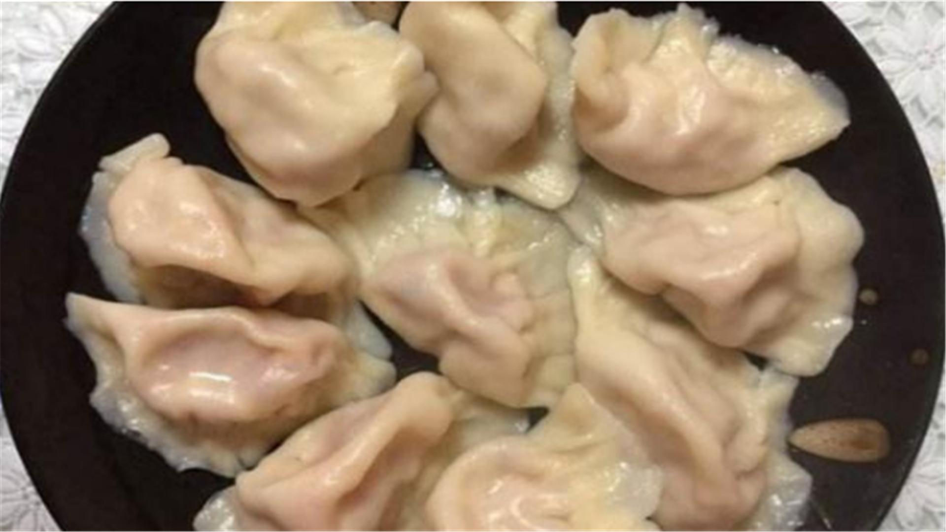 老东北美食鸡蛋西红柿水饺做法,西红柿水饺的家常做法大全