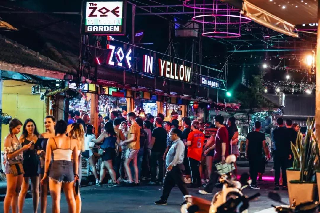 在清迈逛夜市感受泰国人慢生活,去清迈享受放下脚步的慢生活