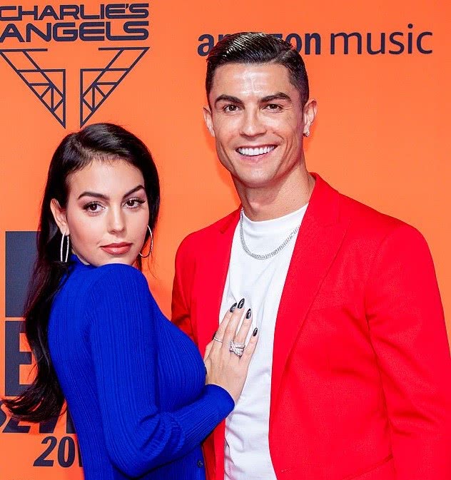 足坛吸金王图片大全,足坛身价第一个破亿的球员