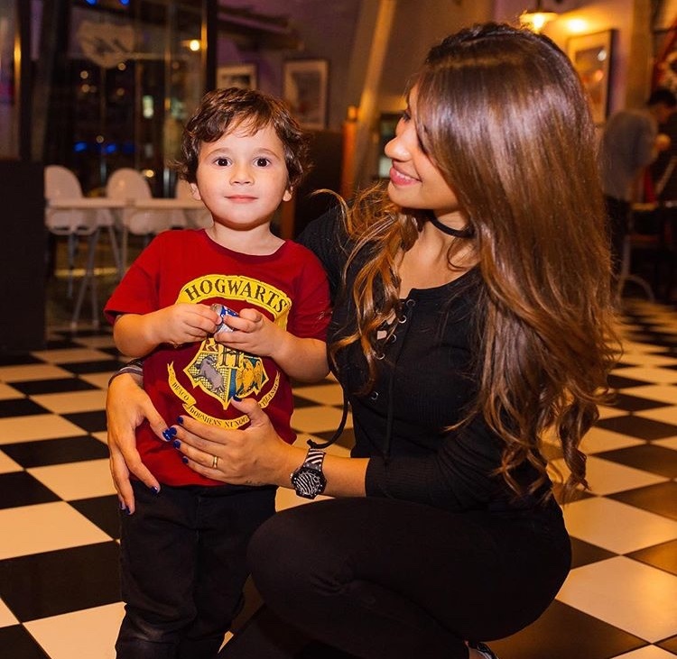 梅西暖心感人时刻,梅西和他的三儿子暖心互动