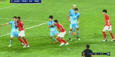 保利尼奥对卡纳瓦罗,保利尼奥绝杀瓦伦西亚