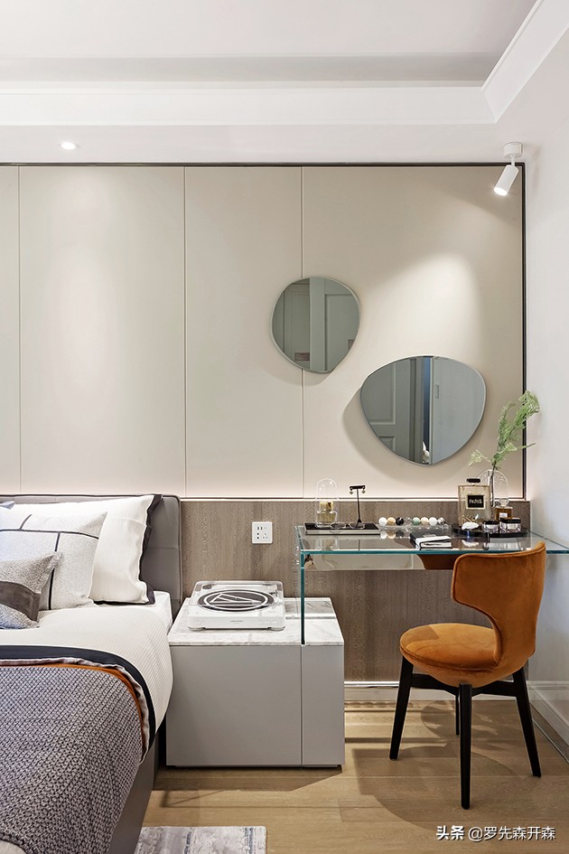 万科白鹭郡公寓复式,南沙万科白鹭郡与越秀东坡谁好