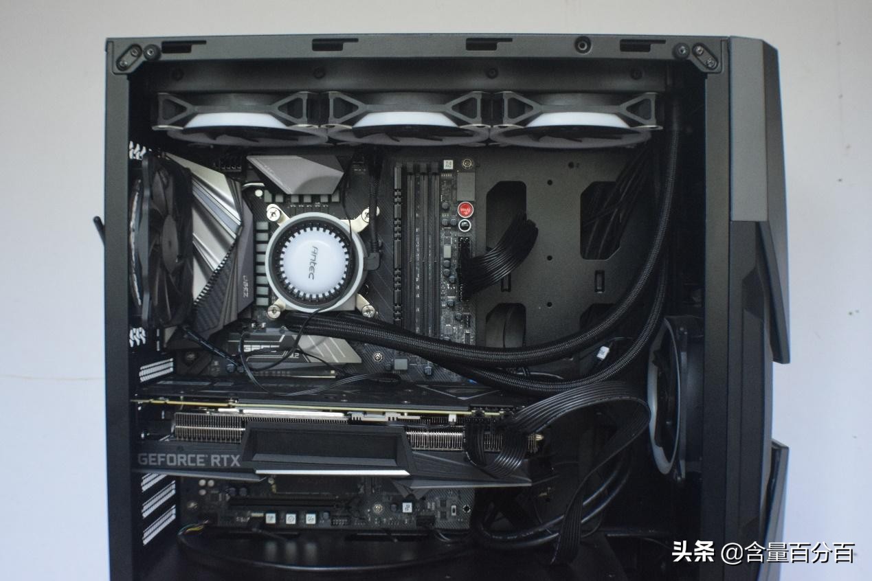 吃用生活品必买，但核心还是CPU、校色仪和主板