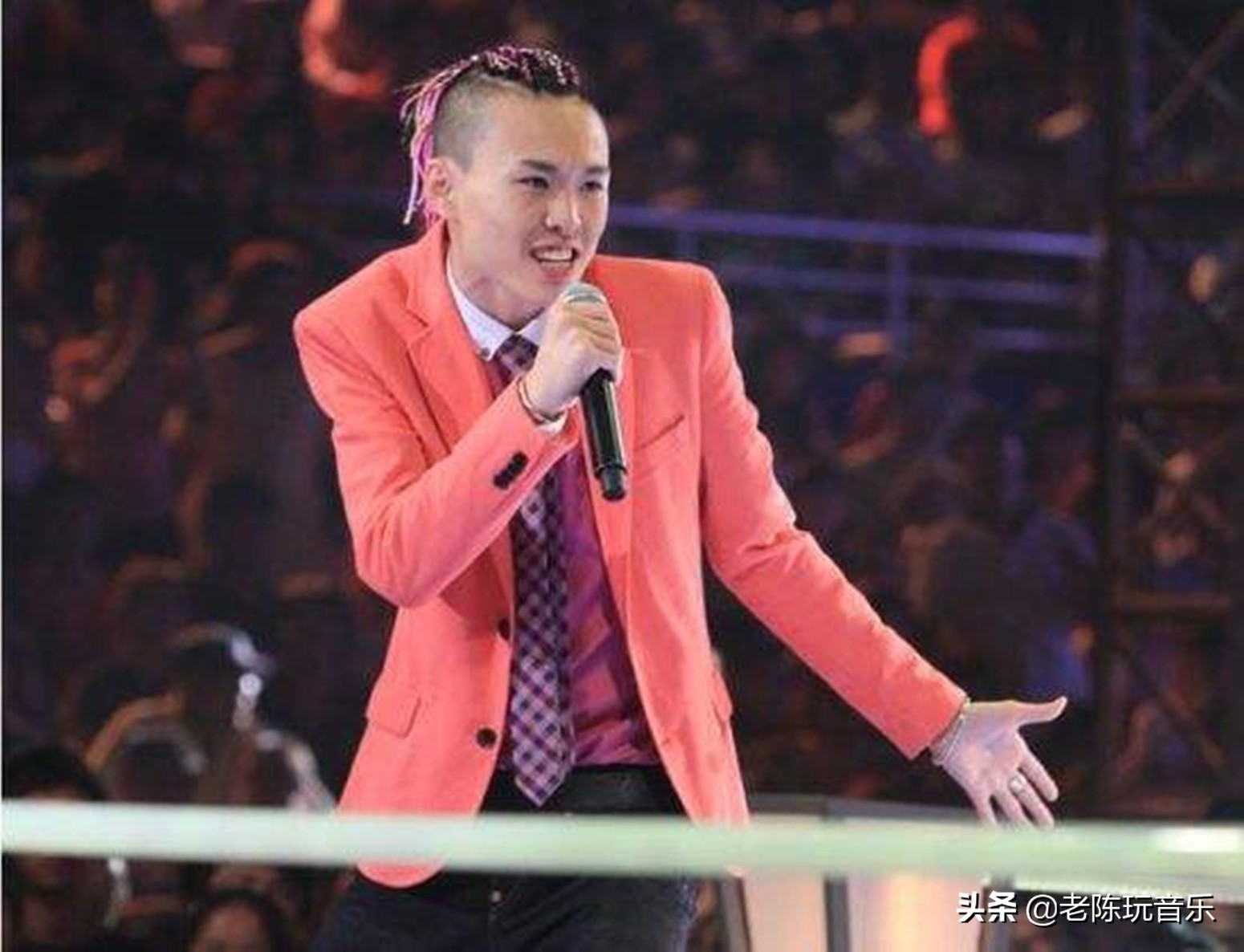 改变音色入门训练假音 (怎么判断自己是假音还是混音)