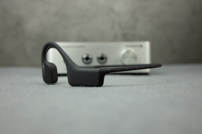 边洗澡边听歌费不费电量,边洗澡边听歌有什么后果