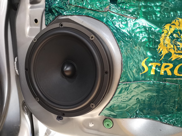 本田锋范换了大屏幕音响音效调节,本田锋范音响改装推荐