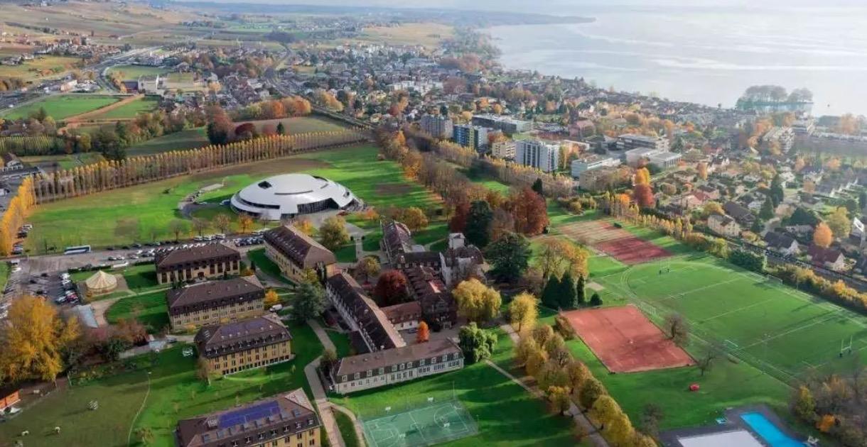 在上海当普通人怎么样,在上海当妈妈要多少钱