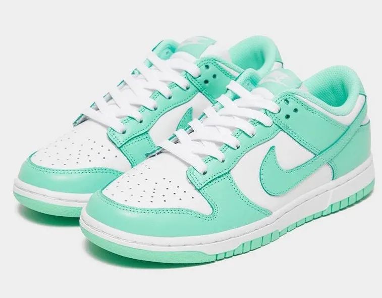 王嘉尔炸裂现场宣美 (王嘉尔宣美最新视频)