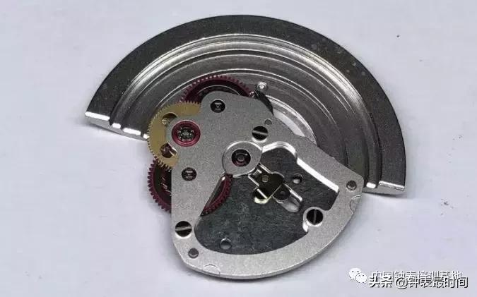 几百块钱的表需要保养吗,机械表清理保养多少钱