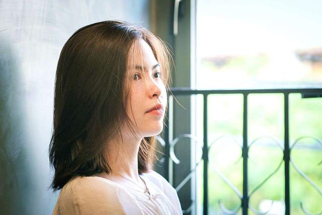 想念一个男人怎么办,想念一个男人会是怎样