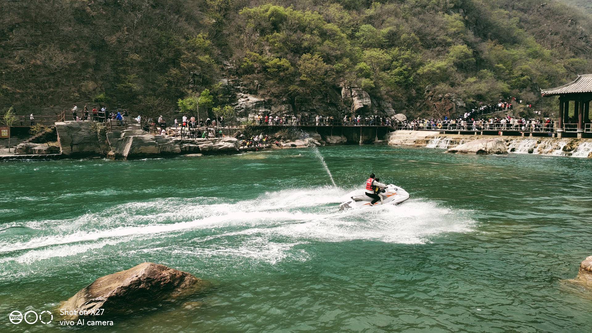 vivox27搭配零界全面屏设计,vivo最美旗舰手机x27全方面解析