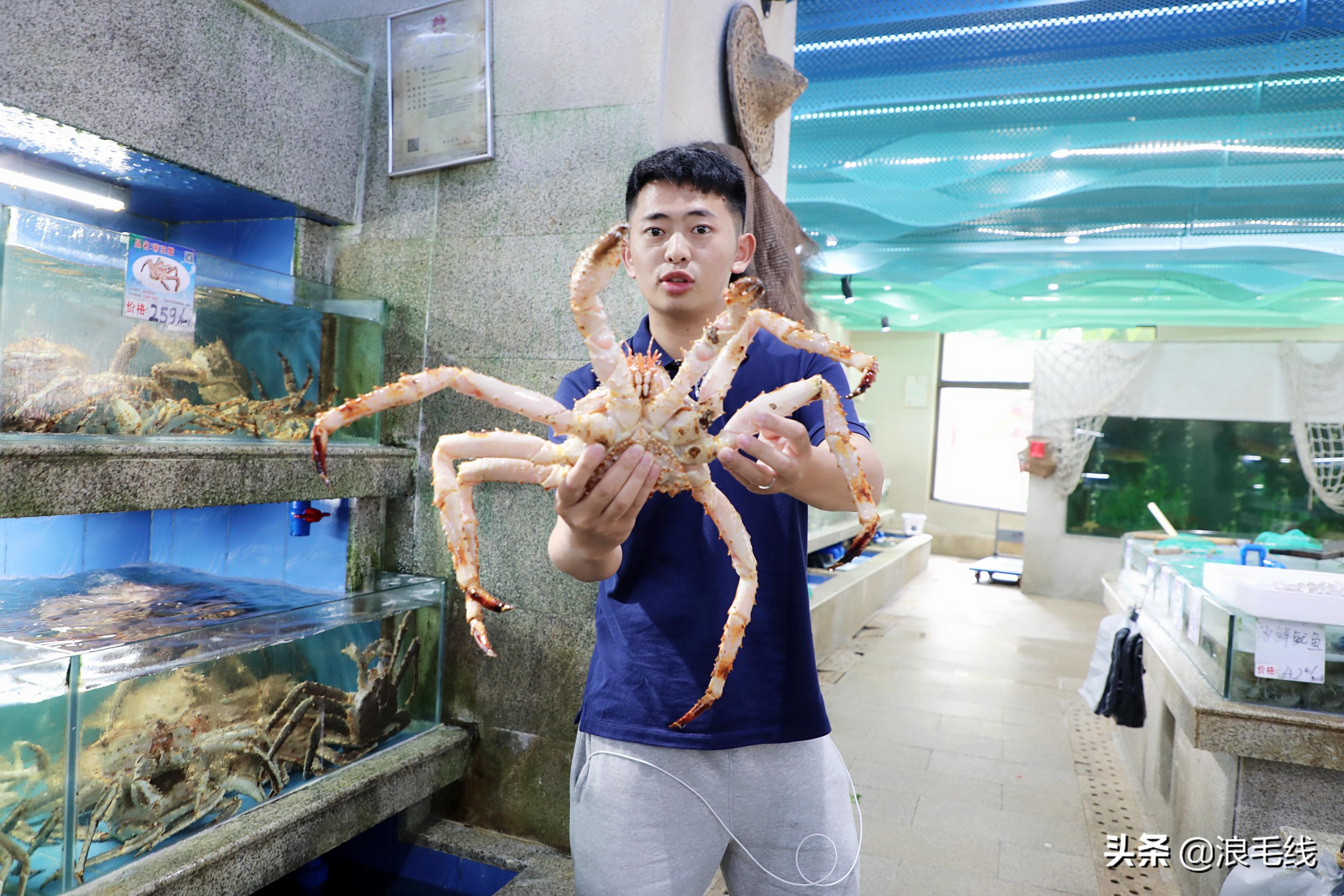 李现拍戏住的三亚酒店多少钱一晚,住韩商言同款酒店