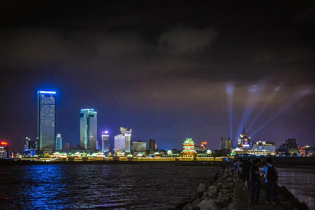 南昌是不是很好玩,南昌这个城市还值得去吗