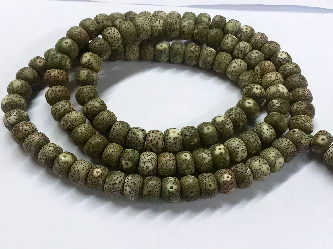 阴皮星月菩提手串盘法,星月菩提容易盘废吗