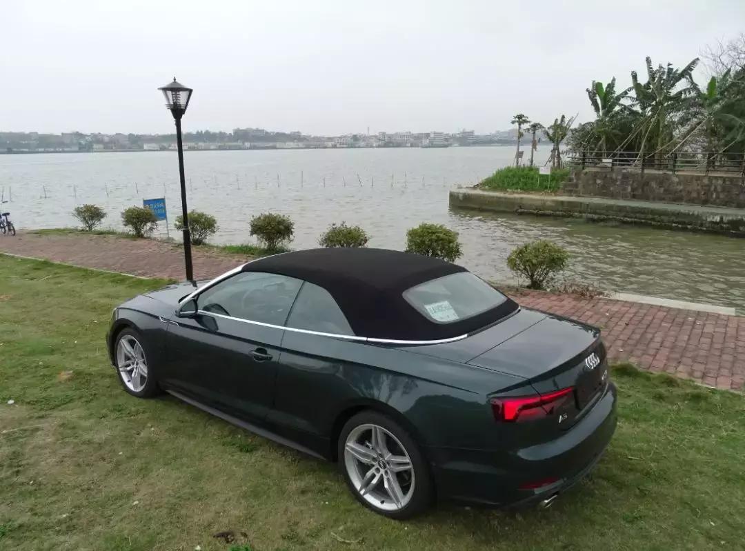 2018奥迪a5cabriolet敞篷2手,奥迪a5sportback45tfsi四驱版