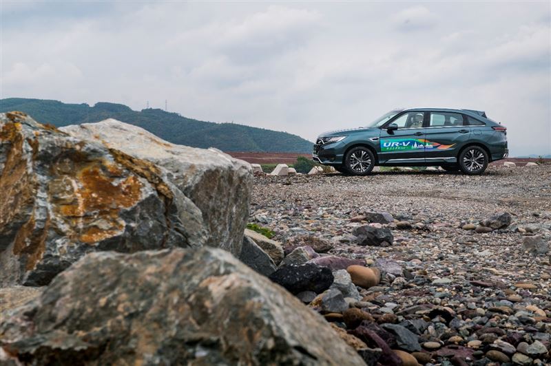 椹跺悜缇庡ソ鐢熸椿鍏ㄦ柊ur-v姝ｅ紡涓婂競,鍏ㄦ柊urv濡備綍鎵撳姩鏂颁腑浜х殑蹇冩墘