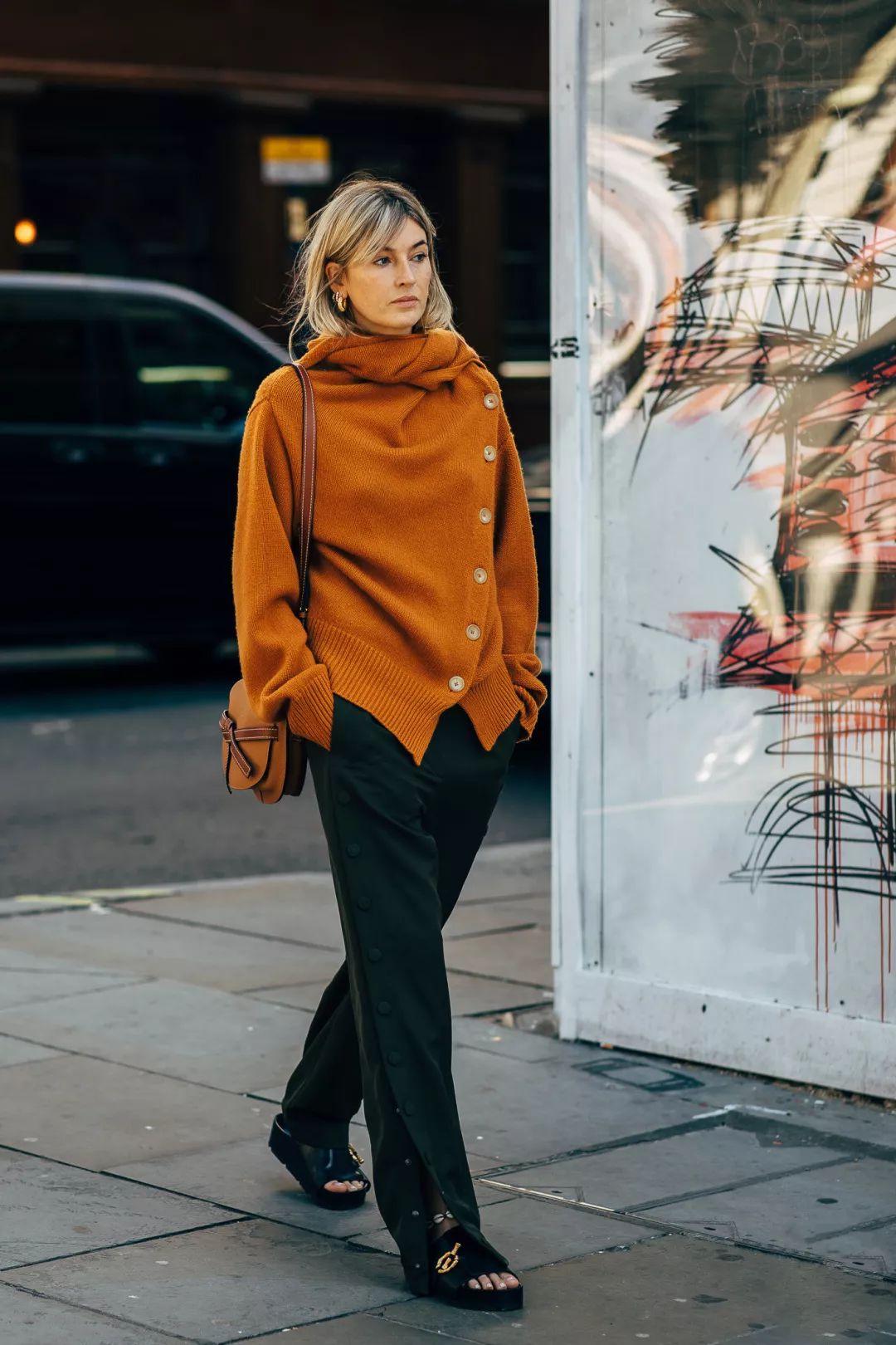 毛衣裤子显瘦款,直筒裤和阔腿裤哪个显高显瘦