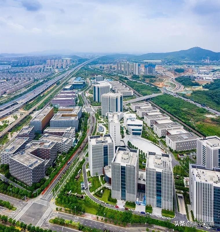南京仙林栖霞山板块发展,南京栖霞仙林湖新城