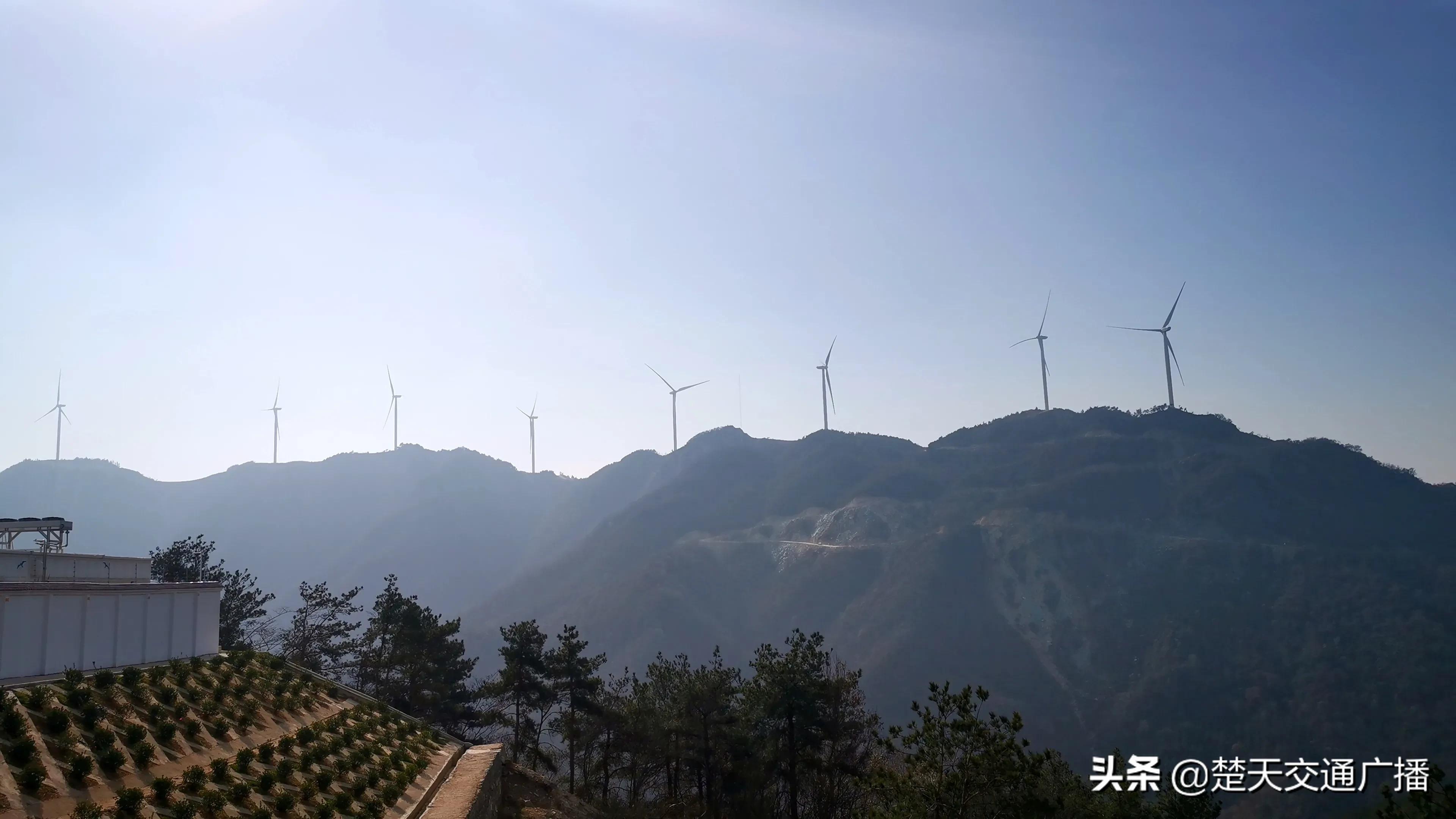 沿着“风光”之路看湖北①：山风吹进新时代