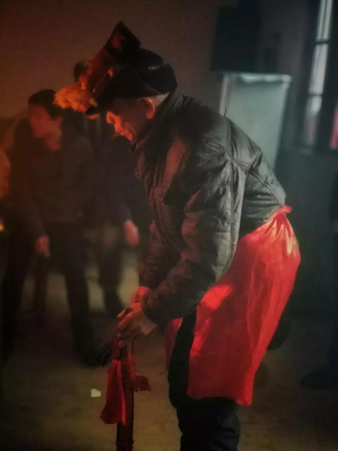 「真实故事」如何用一块钱拯救脱发少年？